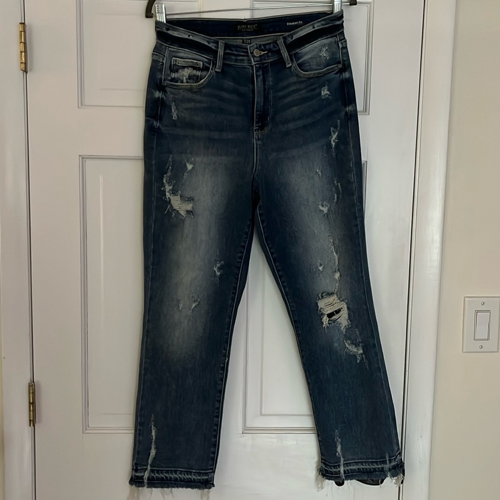 Judy Blue size 7/28 Straight fit NWOT never worn